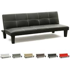 L'imbottitura è molto comoda e grazie al suo design instancabile e ben elaborato anche. Divano Letto Pronto Letto 3 Posti In Similpelle Economico Topazio Colore Nero
