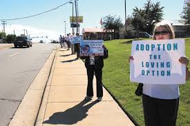 Annual Life Chains a peaceful ministry for pro-lifers