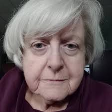 I miss the days when neighbors waved, kids played outside, and “feeling  safe” came naturally. Bike piles in the yard. Porch lights as the curfew.  Somebody yelling, “Car!” 😭 What's one thing