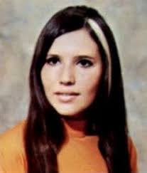 Amy Savarese's Instagram, Twitter & Facebook