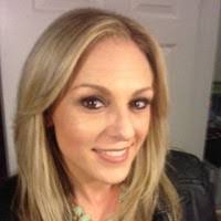 Susan Luth's Instagram, Twitter & Facebook