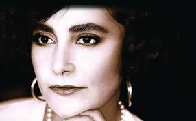 Trivia (5) her sister, loredana bertè, was married to the famous tennis player björn borg. Mia Martini In Un Disco L Omaggio In Musica Alla Sua Umbria Corriere Dell Umbria