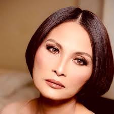 Robert Pasma's Instagram, Twitter & Facebook