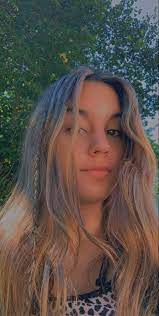 One of the most famous hairstyle from indie women hairstyle is the bohemian hairstyle. Alt Indie Hairstyles Hair Styles Indie Hairstyle Cute Hairstyles