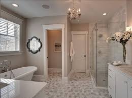 Pin By Veronica Lopez On Home Decor White Master Bathroom Beautiful Bathrooms Traditional Bathroom