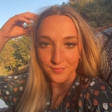 Joan Hackley's Instagram, Twitter & Facebook