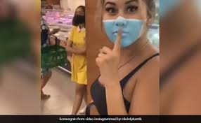 Top 10 sexiest video game characters of 2018. Viral Video Insta Influencer Slammed For Painting Mask On Face To Enter Bali Store