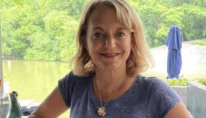 What She's Having: In a New League of Bartending Stars, Newport's Bennet  Coogan Shines Bright