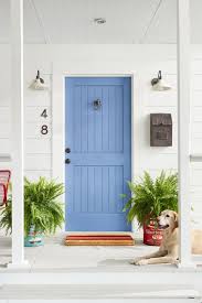 You'll find a multitude of unique designs here, which build fabulous first impressions. 5 Colorful Themes For Your Front Door Front Door Makeover Ideas