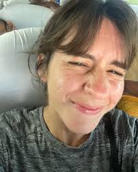 Feliz primer aniversario a esas dos personitas que se conocieron en un  almendron y no se han vuelto a separar ✨ Desde el primer momento nunca han  dejado de quererse bonito y