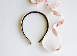 This easy diy project is also a great scrap fabric busting project. Trash To Couture Diy Knotted Headband
