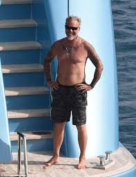 Francesca hetfield is the wife of james hetfield. Metallica S James Hetfield And Wife Francesca Relax In Mykonos Daily Mail Online
