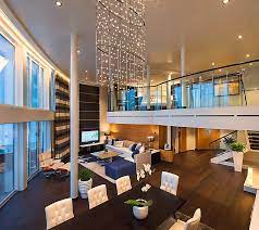 Www.royalcaribbean.ae is part of royal caribbean arabia owned by safeen tourism llc the sole middle east representative of royal caribbean international. Die Besten Luxuskreuzfahrtschiffe Kreuzfahrten Von Royal Caribbean