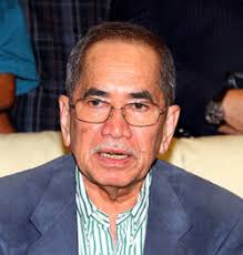 Dapatkan berita terkini mengenai wan+junaidi+tuanku+jaafar dan cari tajuk utama berita terkini mengenai wan+junaidi+tuanku+jaafar dari astro wan junaidi berkata sebagai rakan kongsi dalam satu pergerakan politik, semua parti dalam kerajaan sepatutnya sokong antara satu sama lain. Show Commitment To Return Rights Of Sarawak Sabah Wan Junaidi