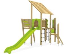 Neuer Spielturm am Sportplatz in Hausen - Viele schaffen mehr