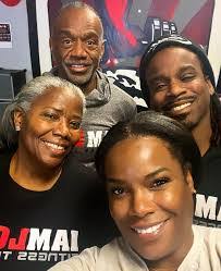 April Chaney's Instagram, Twitter & Facebook