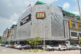 Named goddess gang, nam heong kopitiam assistant general manager jacklyn lim said eight of the robots would be stationed in ipoh while two others would be based at its damen mall outlet in kuala. Nam Heong Food Court Ipoh Soho Motormouth From Ipoh Asian Food Travel Blog