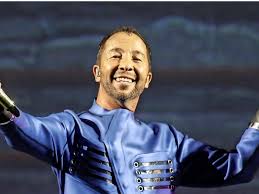 Stream tracks and playlists from dj bobo on your desktop or mobile device. Dj Bobo Ich Mochte Wie Elton John Abtreten