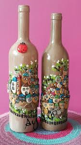 13 Ideas Hermosas Para Decorar Botellas Con Cordon De Henequen Glass Bottle Crafts Bottle Crafts Wine Bottle Crafts