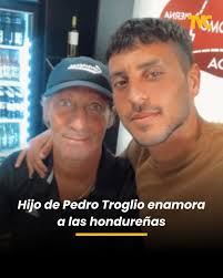 Gianluca Troglio dejó boquiabiertas a muchas hondureñas, quiénes no dudaron  en dejarle sus mejores comentarios. 😍  https://www.televicentro.com/hijo-de-pedro-troglio-enamora-a-las-hondurenas-2024-03-11?utm_campaign=SOCIAL_MD