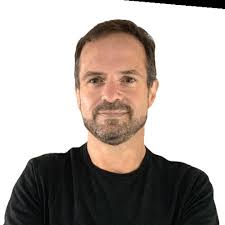 Leo Arias Email & Phone Number