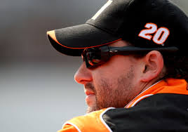 Kenny Wills (@ckrwills)