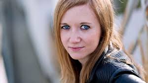 The Versions of Us by Laura Barnett: Review