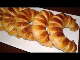 بريوش او كعك الحليب اقتصادي للفطور روووعه حلويات الماس Youtube Food Hot Dog Buns Bread