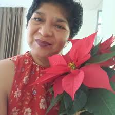 Reyna Hernandez Olvera added a temporary profile picture.