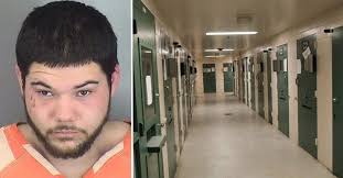 Man robs and stabs GameStop employee in Nebraska: cops