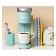Keurig K Mini Single Serve K Cup Pod Coffee Maker Oasis Single Serve Coffee Makers Pod Coffee Makers Home Coffee Stations