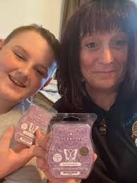 August Scentsy warmer and scent of the month