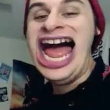 Stream Mike Kratz music