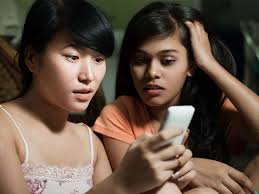 Facebook is the social network most likely to have underage members breaching its minimum age according to the survey, a child's social media development begins aged nine and over the next a year later (aged 12), children will first try twitter and whatsapp and message someone online they. Social Media Benefits Risks 9 18 Years Raising Children Network