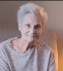 Mona Ruth's Instagram, Twitter & Facebook