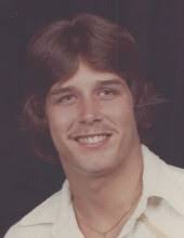 Edwin Spomer's Instagram, Twitter & Facebook