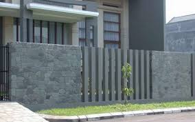 Hal pertama yang penting diperhatikan untuk memberikan perawatan pada pagar rumah minimalis kombinasi batu alam adalah dengan memberikan warna. 14 Desain Pagar Rumah Minimalis Dari Batu Alam Terbaru Larantukagypsum Com