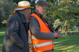 How does Drone-Pictures film the artworks of Chateau Charleval ?