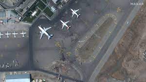 د حامد کرزي نړيوال هوايي ډګر ‎; Afghanistan Satellitenbilder Der Lage Am Airport Von Kabul Der Spiegel
