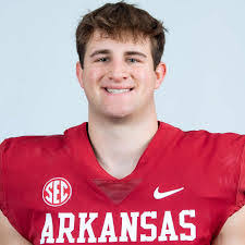 Deann Dean's Instagram, Twitter & Facebook