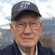 Sharon Vesper's Instagram, Twitter & Facebook