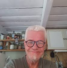 What makes a white bass?