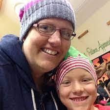 Elisa Cole's Instagram, Twitter & Facebook