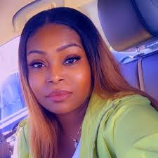 Laisha Jones's Instagram, Twitter & Facebook