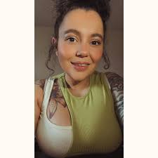 This might be a long shot, but here it goes! Does anyone know an Alyssa Key  that used to live at The Sage Apartments