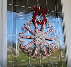 Candy canes are such a holiday staple that it just makes sense to decorate with these sugary treats. Candy Cane Wreath Craft For Christmas Crafty Morning