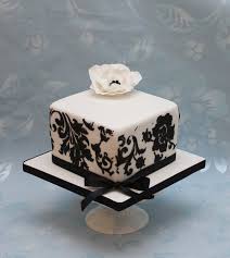 Single Layer Birthday Cake For Teenager Boy Images Black And White Cake Mini Wedding Cakes White Birthday Cakes