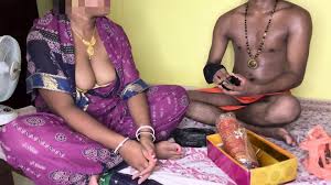 Pakhandi Baba Ne Kiya Kand Apne Bhakto Se Kand XharwjC - EPORNER