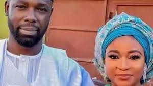 Jaruma hafsat shehu matar marigayi ahmad s nuhu ta dawo film bayan shekaru 12 da rasuwar mijin ta. Hafsat Shehu Tayi Abin Mamaki Youtube