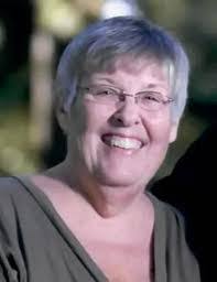 Gina Wallace's Instagram, Twitter & Facebook